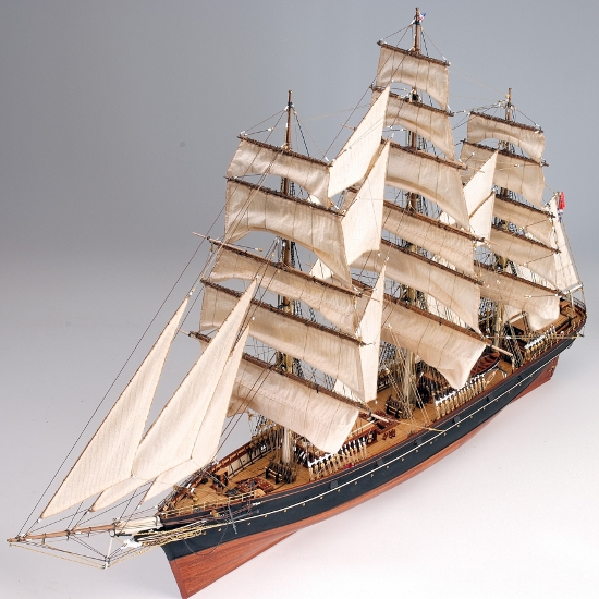 Ship model Cutty Sark, wooden kit Artesania Latina (www.victoryshipmodels.com)