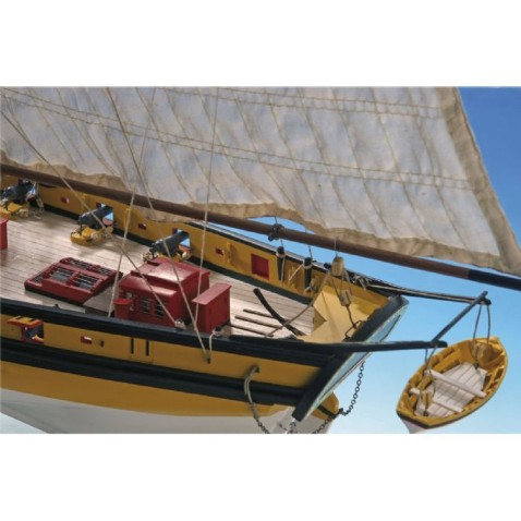 Ship model kit Renard, Artesania Latina (www.victoryshipmodels.com)